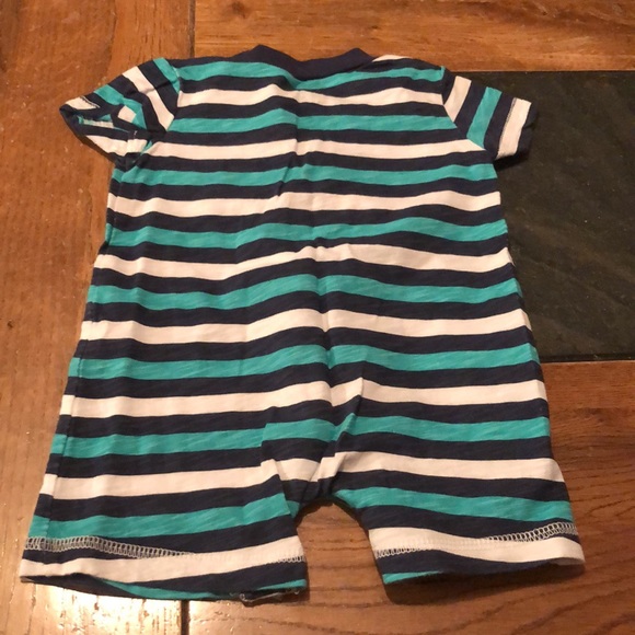 Carter’s One Piece - Picture 3 of 4